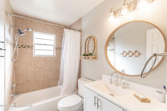 530 Prelude Street NW, Palm Bay, FL 32907