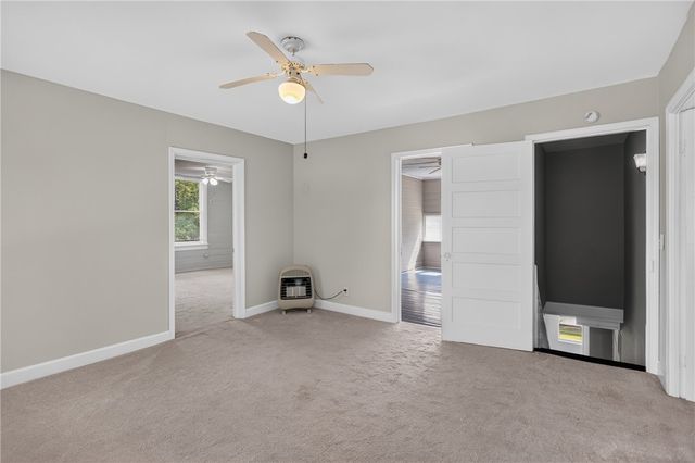 302 Gassaway Street, Central, SC 29630