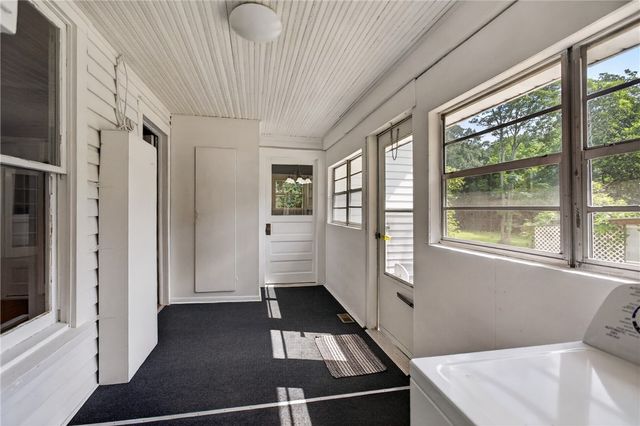 302 Gassaway Street, Central, SC 29630