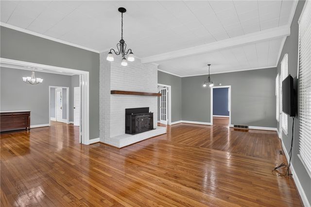 302 Gassaway Street, Central, SC 29630