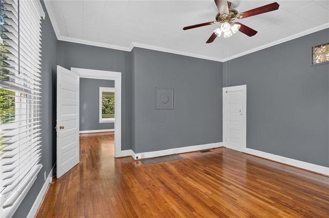 302 Gassaway Street, Central, SC 29630