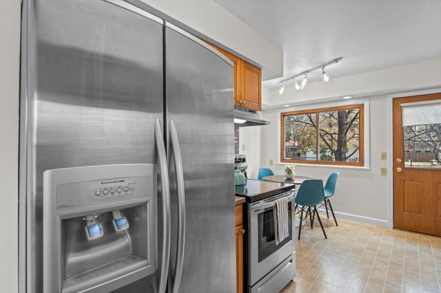 10524 Xerxes Avenue S, Bloomington, MN 55431