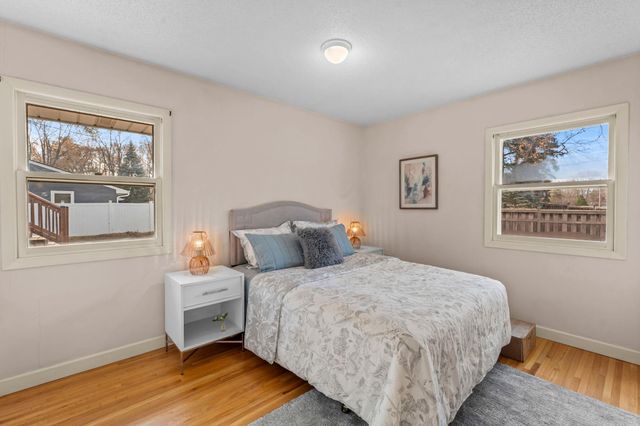 10524 Xerxes Avenue S, Bloomington, MN 55431