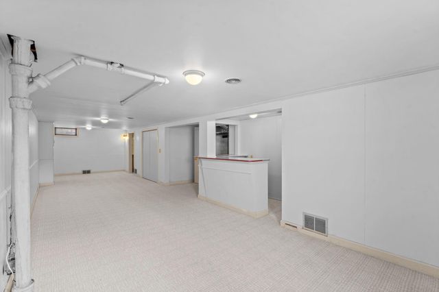 10524 Xerxes Avenue S, Bloomington, MN 55431