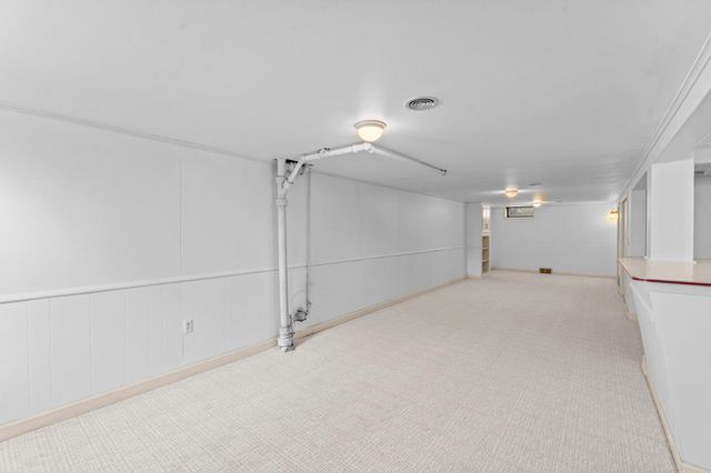 10524 Xerxes Avenue S, Bloomington, MN 55431