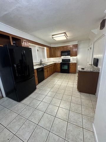 14 E Prospect Street 0, Methuen, MA 01844