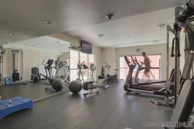 1240 India 517, San Diego, CA 92101