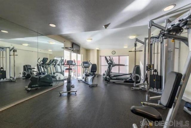 1240 India 517, San Diego, CA 92101