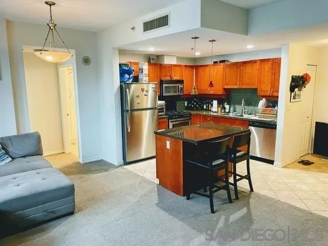 1240 India 517, San Diego, CA 92101