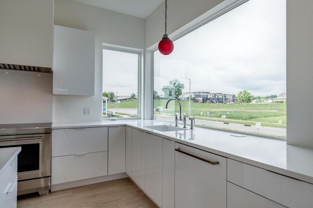 4043 Serenbe Street, Middleton, WI 53562