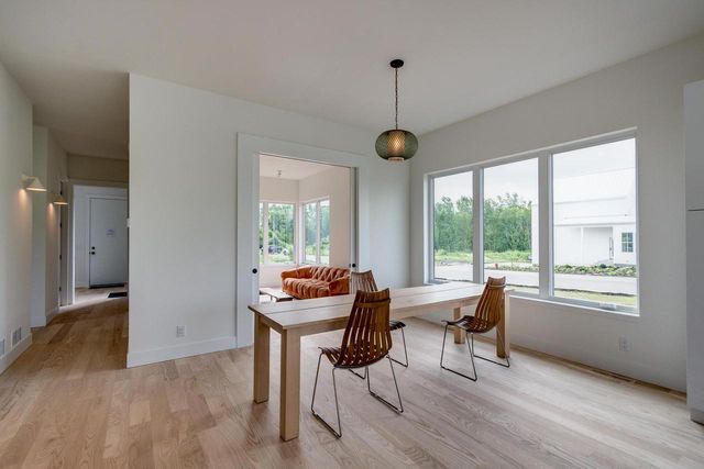 4043 Serenbe Street, Middleton, WI 53562