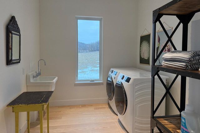 4043 Serenbe Street, Middleton, WI 53562