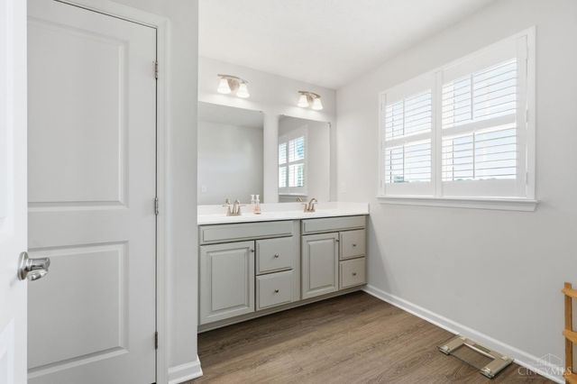 6038 Outlook Court, Hamilton Twp, OH 45152