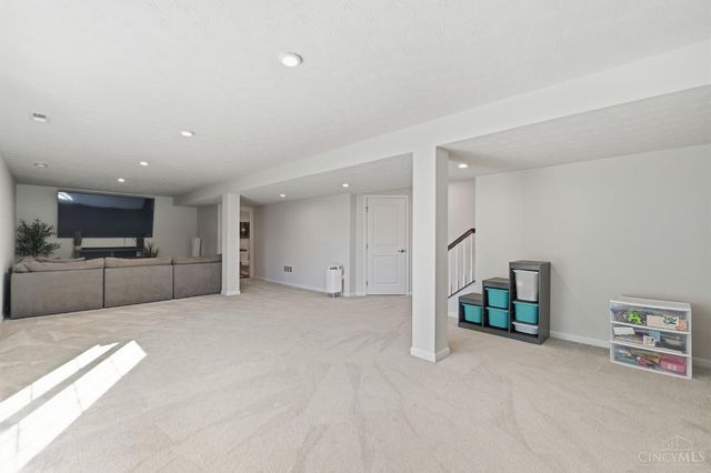 6038 Outlook Court, Hamilton Twp, OH 45152