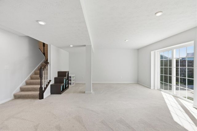 6038 Outlook Court, Hamilton Twp, OH 45152