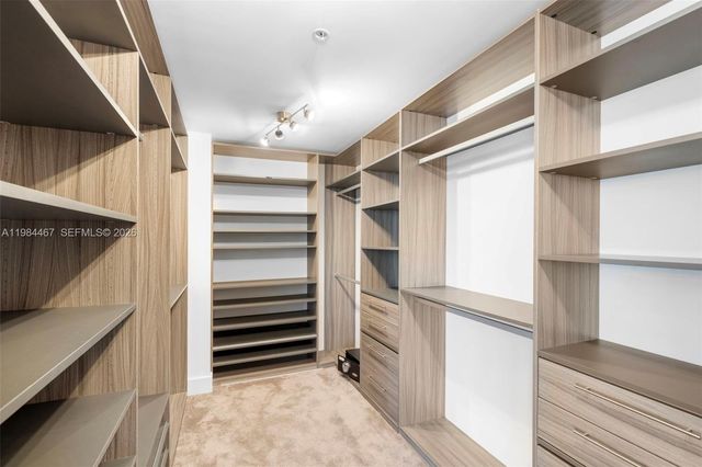 17301 Biscayne Blvd 1803, North Miami Beach, FL 33160