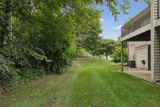 13049 Penn Avenue S, Burnsville, MN 55337