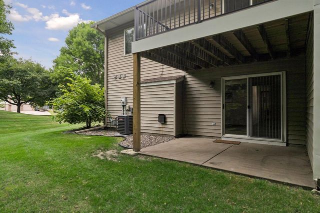 13049 Penn Avenue S, Burnsville, MN 55337