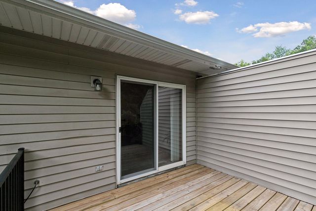 13049 Penn Avenue S, Burnsville, MN 55337