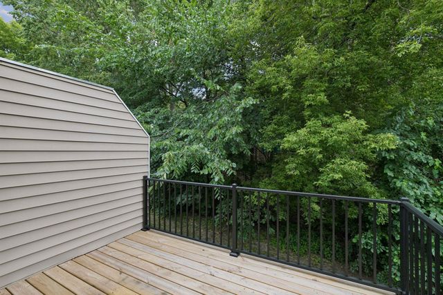 13049 Penn Avenue S, Burnsville, MN 55337