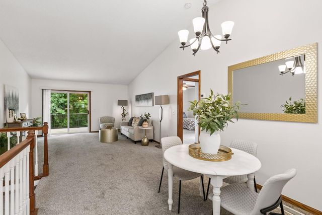 13049 Penn Avenue S, Burnsville, MN 55337