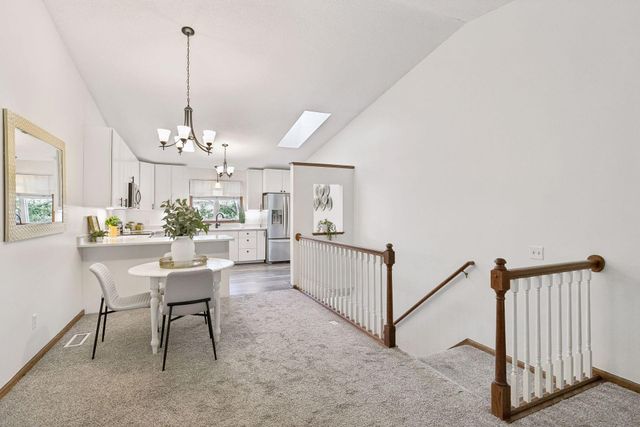13049 Penn Avenue S, Burnsville, MN 55337