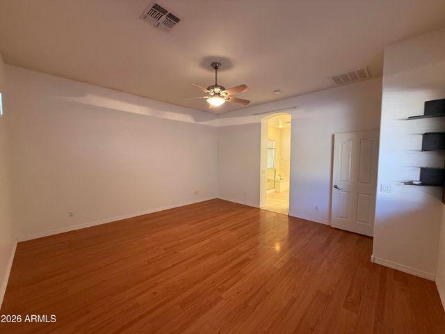 101 S PRESIDIO Drive, Gilbert, AZ 85233