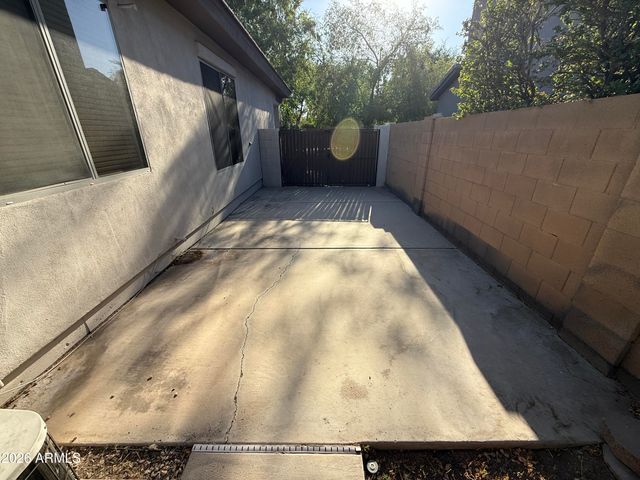 101 S PRESIDIO Drive, Gilbert, AZ 85233