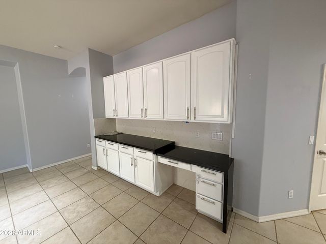 101 S PRESIDIO Drive, Gilbert, AZ 85233