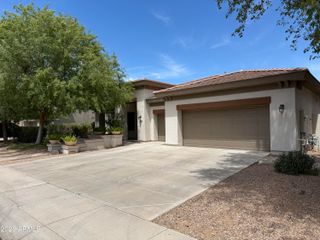 101 S PRESIDIO Drive, Gilbert, AZ 85233