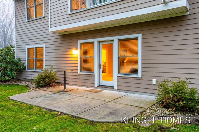 1724 Red Stem Drive, Holland, MI 49424