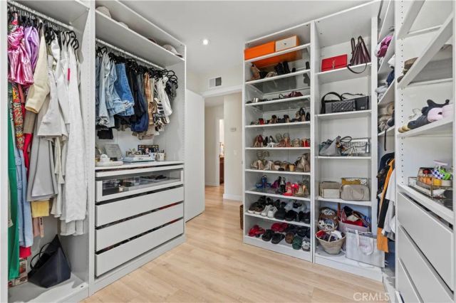 8601 Sunland, Sun Valley, CA 91352