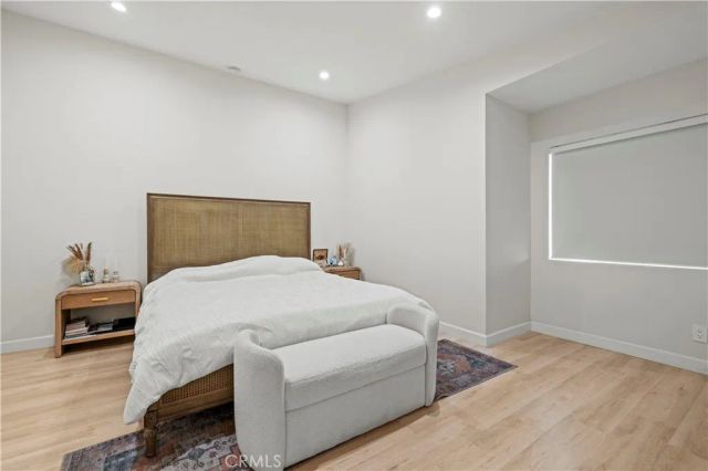 8601 Sunland, Sun Valley, CA 91352