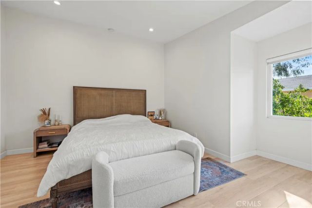 8601 Sunland, Sun Valley, CA 91352