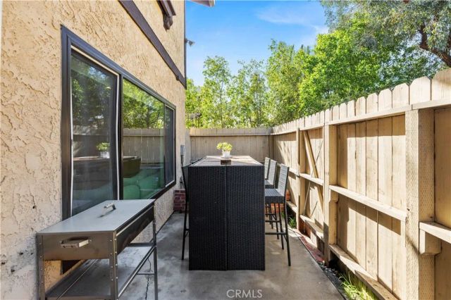 8601 Sunland, Sun Valley, CA 91352