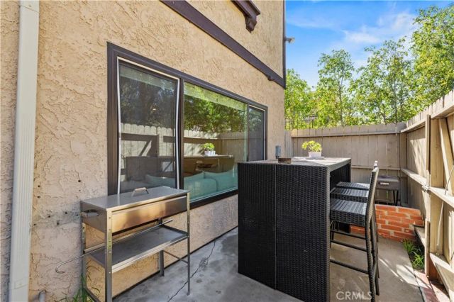 8601 Sunland, Sun Valley, CA 91352