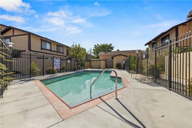 8601 Sunland, Sun Valley, CA 91352