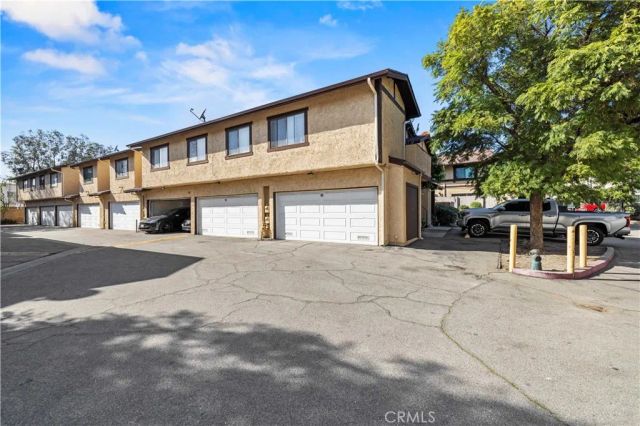 8601 Sunland, Sun Valley, CA 91352