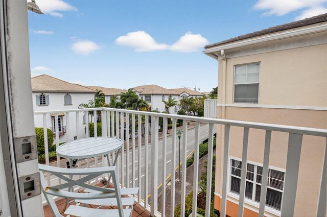180 NE 6th Avenue A, Delray Beach, FL 33483