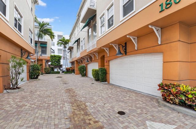 180 NE 6th Avenue A, Delray Beach, FL 33483