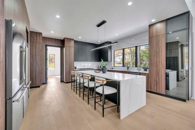 801 GODWIN RD, Paramus, NJ 07652