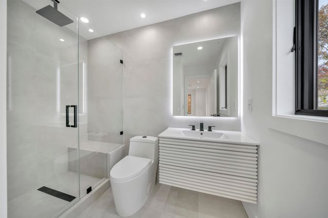 801 GODWIN RD, Paramus, NJ 07652