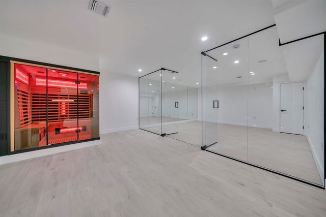 801 GODWIN RD, Paramus, NJ 07652