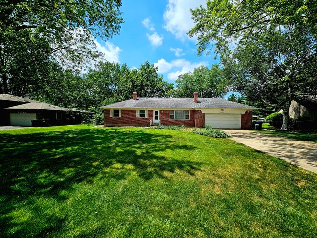 3N736 Locust Avenue, West Chicago, IL 60185