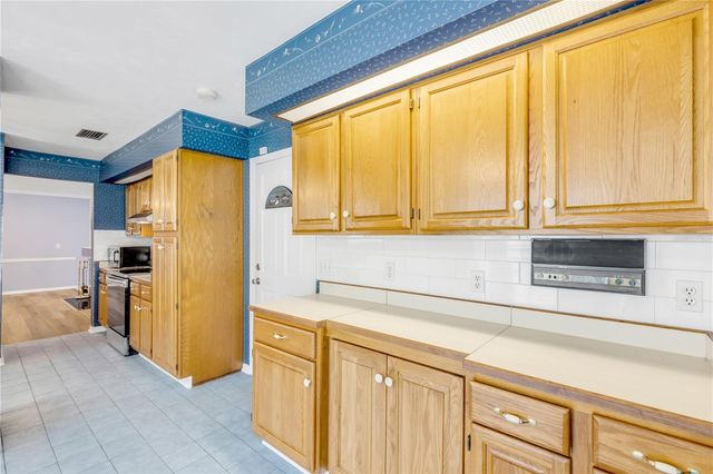 144 MARSH WREN COURT, Daytona Beach, FL 32119