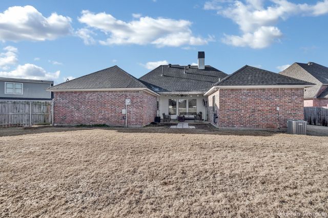 217 Roanoke Circle, Benton, LA 71006