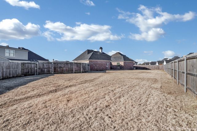 217 Roanoke Circle, Benton, LA 71006