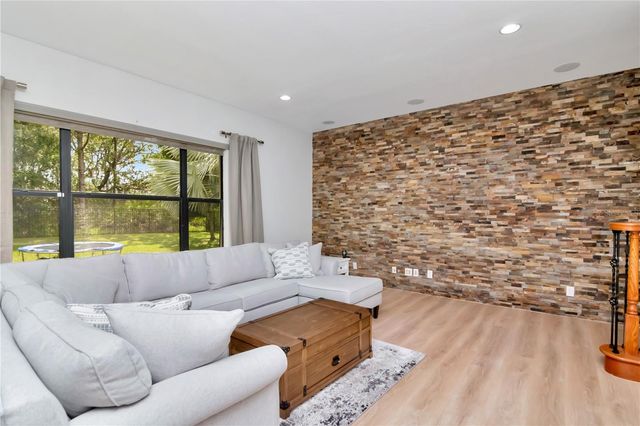 20110 POND SPRING WAY, Tampa, FL 33647