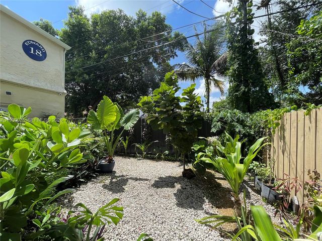 1060 NW 47th St 4, Miami, FL 33127