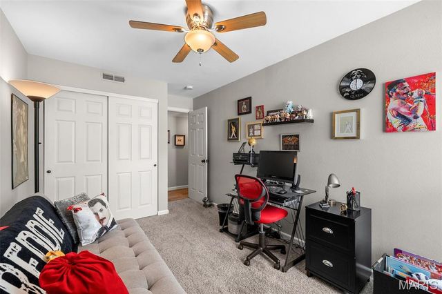 1932 Greenglen Drive 203, Kirkwood, MO 63122